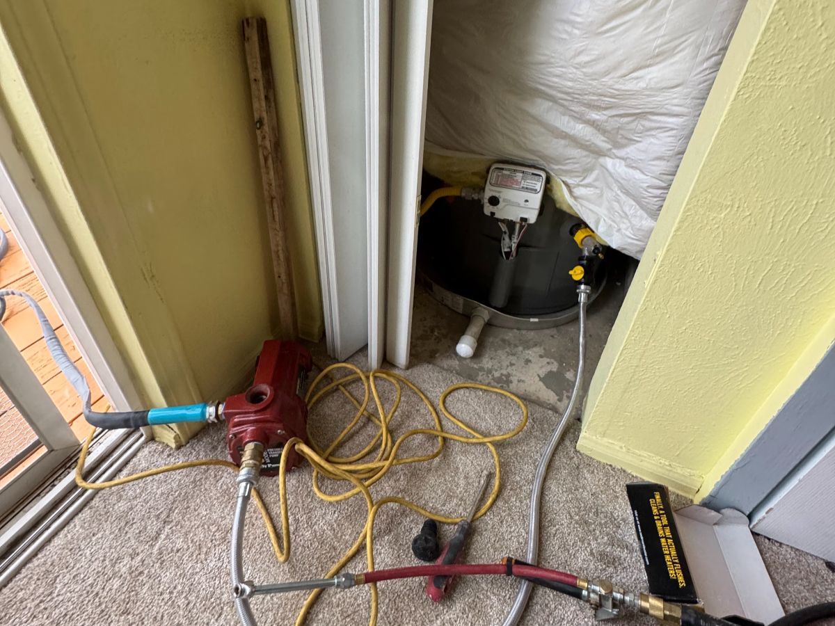 flushing a water heater for maintenance in an aurora colorado home